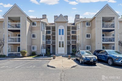 /international/us/341-silvia-street-ewing-nj-110107206114/