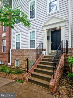/international/us/1541-northern-neck-drive-vienna-va-110107285659/