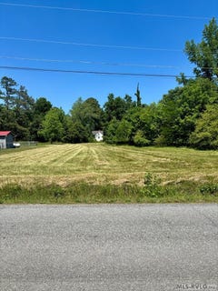 /international/us/main-street-lot-5-6-victoria-va-110108146540/