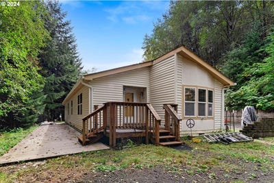 /international/us/10765-tillicum-loop-neskowin-or-110100969683/