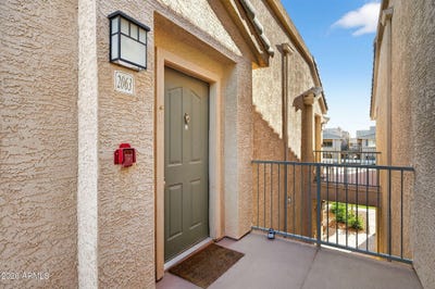 /international/us/16013-s-desert-foothills-parkway-phoenix-az-110104901203/