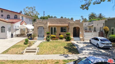 /international/us/936-s-lucerne-blvd-los-angeles-ca-110110367844/