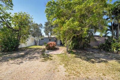/international/us/2620-harding-street-hollywood-fl-110108339397/