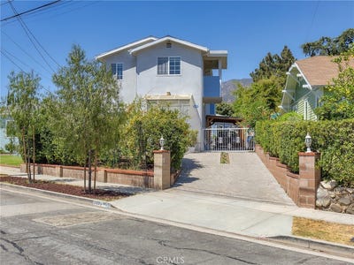 /international/us/3305-community-avenue-glendale-ca-110120026179/
