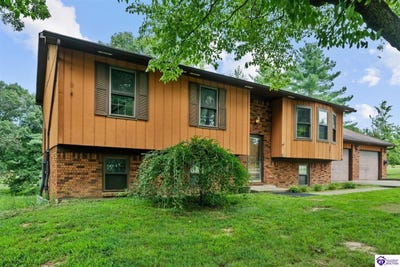 /international/us/15-oakwood-drive-brandenburg-ky-110099371299/