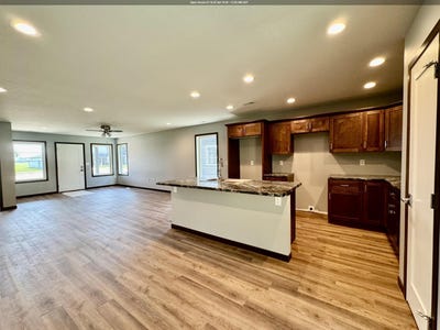 /international/us/209-34th-avenue-w-spencer-ia-110088508555/