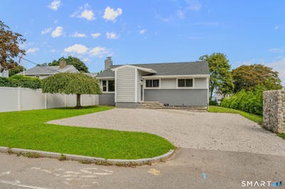 /international/us/1092-ocean-avenue-new-london-ct-110119724672/