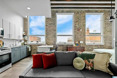/international/us/1801-2nd-avenue-birmingham-al-110098092445/