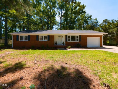 /international/us/438-n-hickory-street-angier-nc-110107440422/