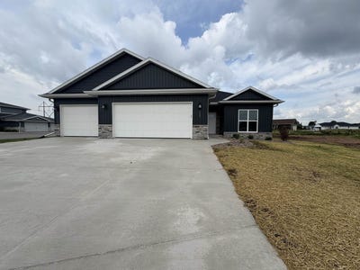 /international/us/733-tambour-court-de-pere-wi-110098014904/