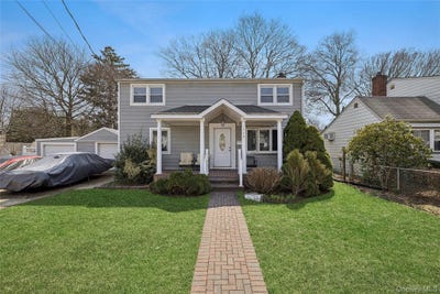 /international/us/1774-franklin-avenue-east-meadow-ny-110107171930/