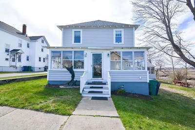/international/us/7-williams-street-hampton-nh-110107464179/