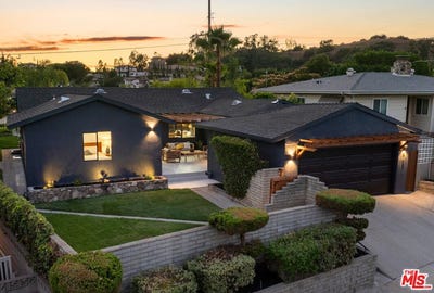 /international/us/923-larker-ave-los-angeles-ca-110108715923/