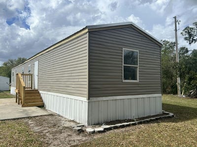 /international/us/127-lakeside-garden-circle-lake-wales-fl-110106729078/