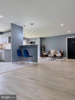 /international/us/134-somerset-drive-willingboro-nj-110099896822/