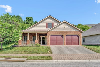 /international/us/7027-mountain-spring-trl-roanoke-va-110100212485/