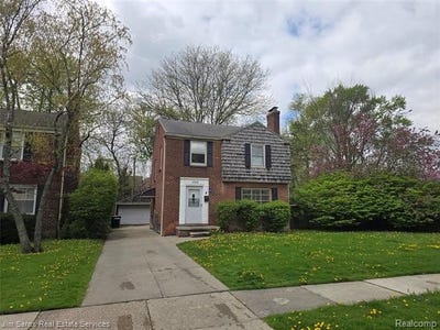 /international/us/1705-bournemouth-road-grosse-pointe-woods-mi-110108410530/