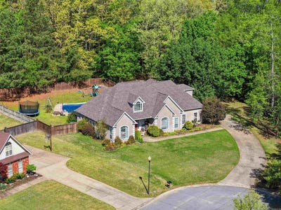 /international/us/2832-timbercreek-drive-bryant-ar-110107157824/