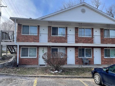 /international/us/1005-n-rogers-street-bloomington-in-110108352143/