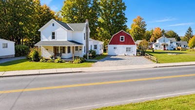 /international/us/224-226-branch-street-bennington-vt-110120486074/