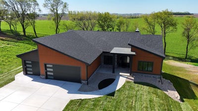/international/us/1300-moll-drive-waunakee-wi-110106502530/