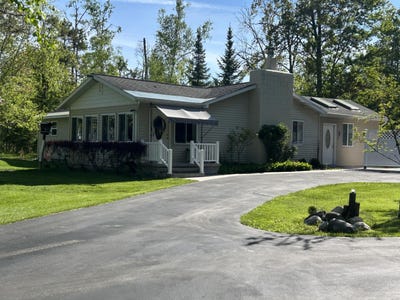 /international/us/177-hawks-road-lachine-mi-110108552459/