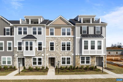 /international/us/114-hill-top-st-crozet-va-110100803986/