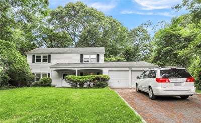 /international/us/40-seabrook-lane-stony-brook-ny-110109192401/