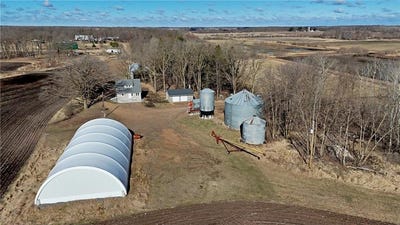 /international/us/37291-73rd-street-hillman-mn-110100395346/