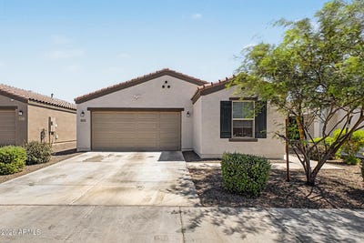 /international/us/8415-w-albeniz-place-tolleson-az-110108568515/