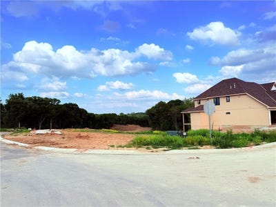 /international/us/162-montebella-drive-riverside-mo-110099602665/