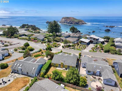 /international/us/96343-dawson-rd-brookings-or-110100657621/