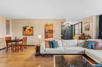 /international/us/6040-jfk-blvd-e-west-new-york-nj-110103029704/