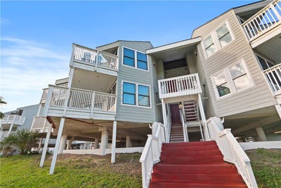 /international/us/6275-state-highway-361-port-aransas-tx-110104549170/