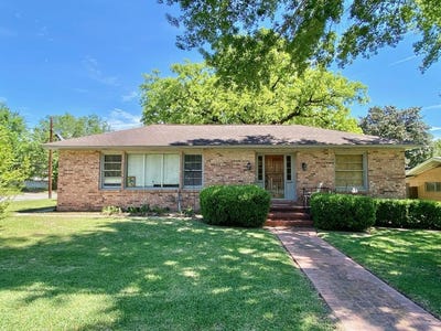 /international/us/1001-turner-street-lufkin-tx-110107055485/