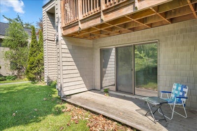 /international/us/11-hawthorne-circle-south-burlington-vt-110108548482/