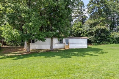 /international/us/6548-germanton-road-rural-hall-nc-110101252654/