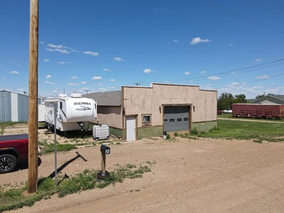 /international/us/101-e-1st-street-newell-sd-110100763959/