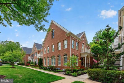 /international/us/3834-farrcroft-drive-fairfax-va-110108070379/