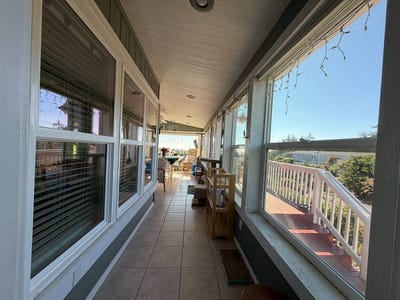 /international/us/608-ne-56th-st-newport-or-110120771886/