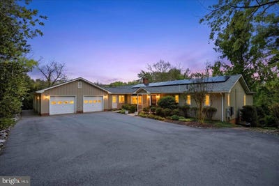 /international/us/620-lake-serene-drive-winchester-va-110107817949/