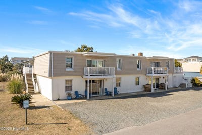 /international/us/298-ocean-boulevard-w-holden-beach-nc-110096756782/