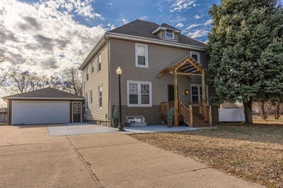 /international/us/905-n-3rd-st-norfolk-ne-110107536815/