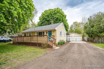 /international/us/716-alderman-street-belding-mi-110108022077/