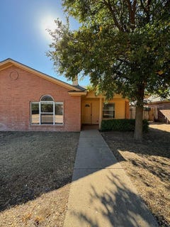 /international/us/3417-97th-street-lubbock-tx-110095520927/