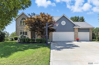 /international/us/2229-s-181st-circle-omaha-ne-110101223575/?lang=en