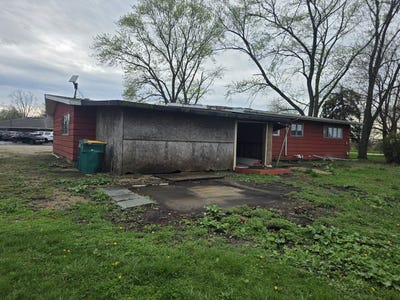 /international/us/1423-cleary-avenue-joliet-il-110108385652/