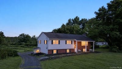 /international/us/315-pine-bush-road-stone-ridge-ny-110109466725/