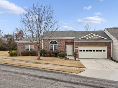 /international/us/7848-legacy-park-court-chattanooga-tn-110105637586/