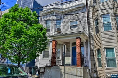 /international/us/557-hudson-avenue-weehawken-nj-110107433564/